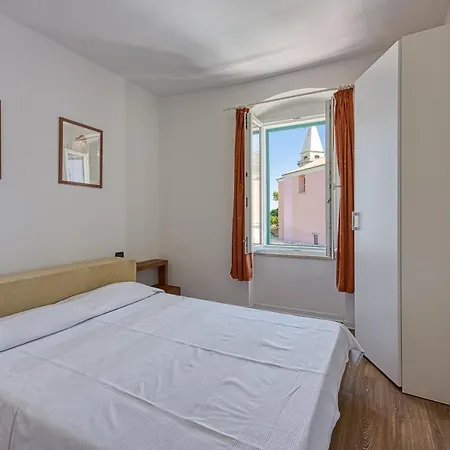 Astra 2 Harbour View - Happy Apartamento *