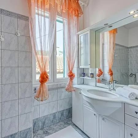 Apartamento Astra 2 Harbour View - Happy Veli Lošinj