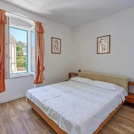 Appartement Astra 2 Harbour View - Happy